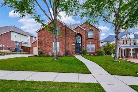 916 Idlewild Court Highland Village, TX 75077