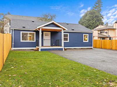 13063 Ambaum Blvd SW Burien, WA 98146