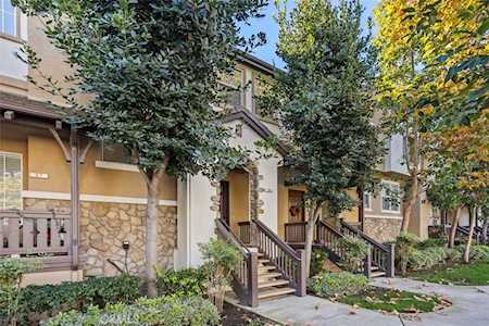 35 Tulare Dr Aliso Viejo, CA 92656