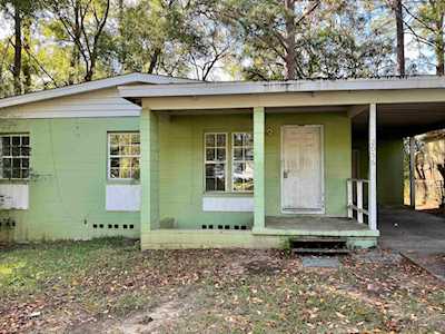 2056 Hillsborough St Tallahassee, FL 32310