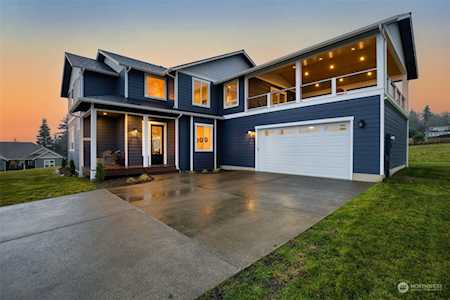 11313 NE Karmenn Ln Kingston, WA 98346