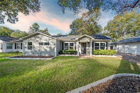 1034 W 43rd St Houston, TX 77018