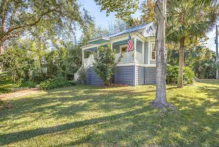 Apalachicola Real Estate