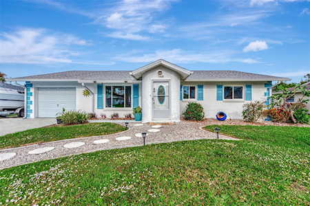 748 Merrick Ln NW Port Charlotte, FL 33948