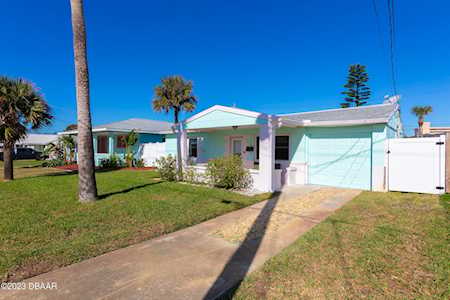 357 Boylston Avenue Daytona Beach, FL 32118