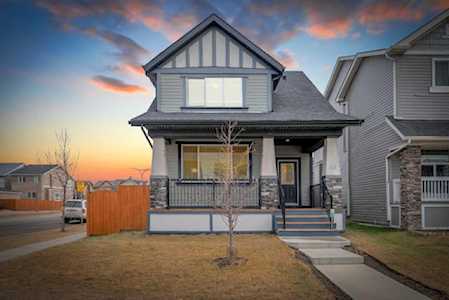 88 NE Skyview Ranch Blvd Calgary, AB T3N 0K6