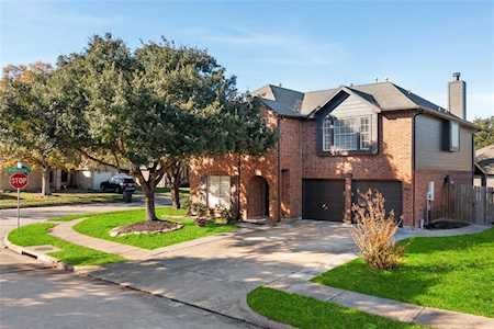 4527 Fox Run St Pearland, TX 77584