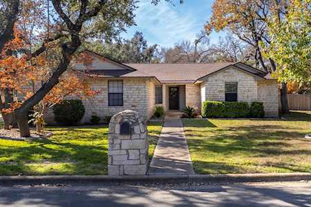 103 Prize Oaks DR Cedar Park, TX 78613