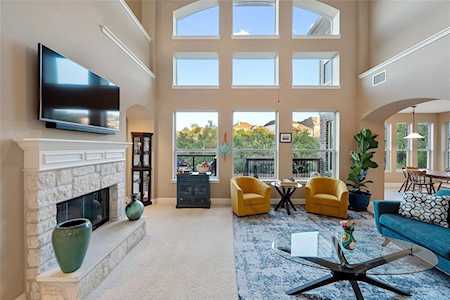 8004 Journeyville DR Austin, TX 78735