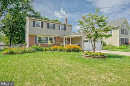 24 Candlewyck Way Cherry Hill, NJ 08003