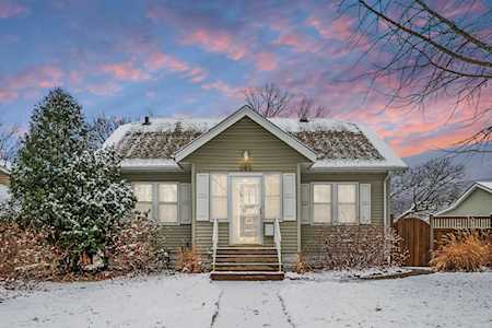 882 Clarence Street Saint Paul, MN 55106