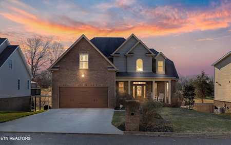 7341 Beechmeadow Ln Powell, TN 37849