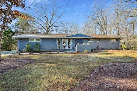 1901 Balfour Ln Charlotte, NC 28216