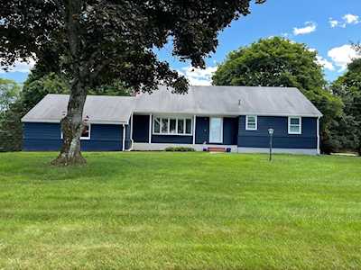 2 Old Farm Rd Marshfield, MA 02050
