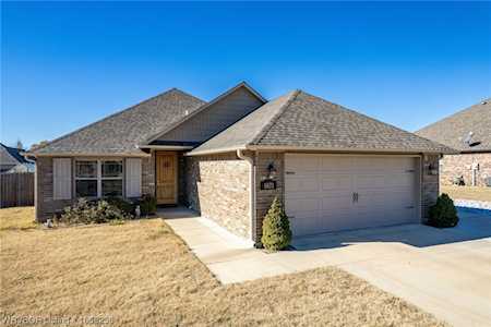 1021 Snow Goose Way Barling, AR 72923