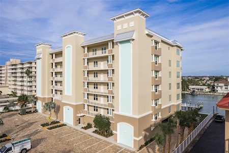 125 Island WAY #302 Clearwater, FL 33767