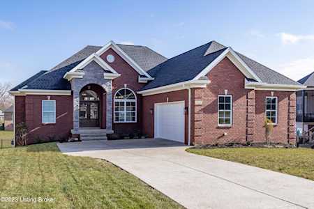 5237 Rock Bluff Dr Louisville, KY 40241