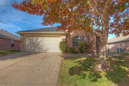 916 Brighton Way Burleson, TX 76028