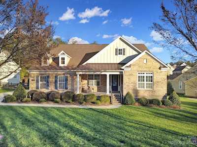 320 Monteray Oaks Circle Fort Mill, SC 29715