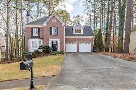 4106 Huntcliff Drive Woodstock, GA 30189