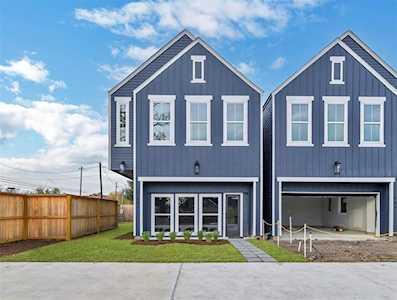 305 Charlock St Houston, TX 77022