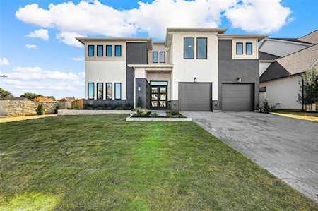 2077 Holt Way Grapevine, TX 76051