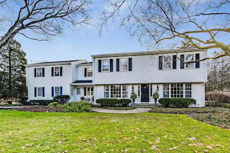 2531 Crabtree Ln Northbrook, IL 60062