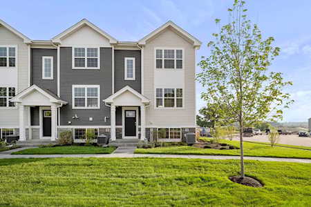 1451 Yosemite Way Pingree Grove, IL 60140