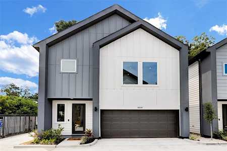 850 Elkhart St Houston, TX 77091
