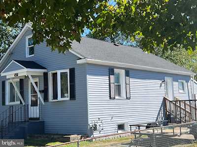 450 Arline Ave Glendora, NJ 08029