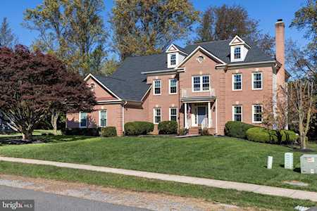 6486 Lake Meadow Dr Burke, VA 22015