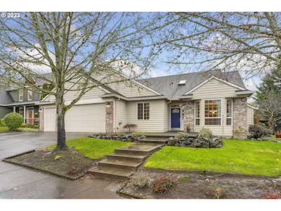 5460 NW Meadowlands TER Portland, OR 97229