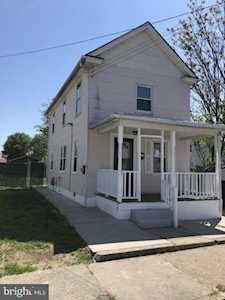 1105 Chestnut St Paulsboro, NJ 08066