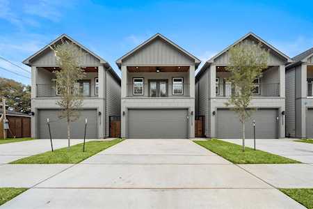 3408 B Garapan St Houston, TX 77091