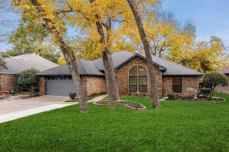 1012 Steeplewood Drive Grapevine, TX 76051