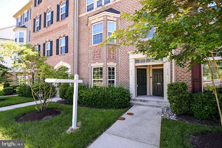310 Chessington Dr #5 Odenton, MD 21113