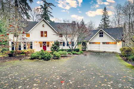 13370 Bridgestone Ct NE Bainbridge Island, WA 98110