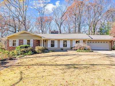 5134 Timber Trail South Sandy Springs, GA 30342