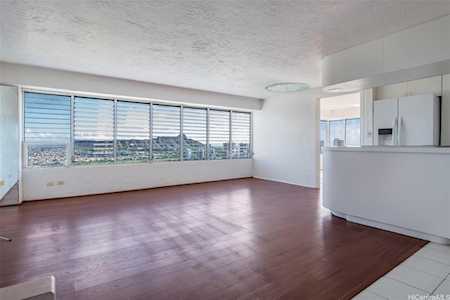 2525 Date Street #3801 Honolulu, HI 96826