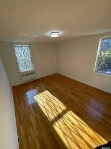 41st 41st Avenue Ave #3M Flushing, NY 11355