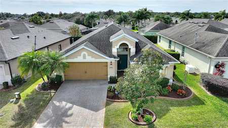 537 Vista Sol Dr Davenport, FL 33837