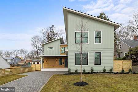 32 N Donelson St Alexandria, VA 22304