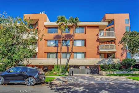 14521 Benefit St #303 Sherman Oaks, CA 91403