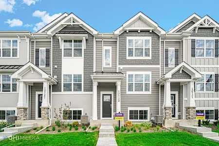 8697 Orchid Dr St. John, IN 46373