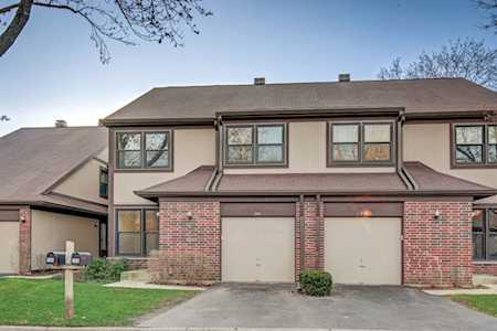 248 Shadowbend Dr Wheeling, IL 60090