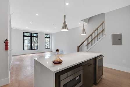 102 Lincoln St #2 Jersey City, NJ 07307