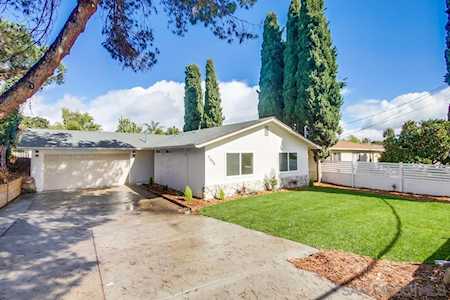 7406 Mount Vernon St Lemon Grove, CA 91945