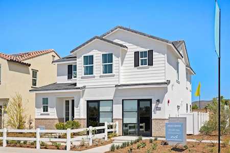 10393 River Bluff Dr Santee, CA 92071