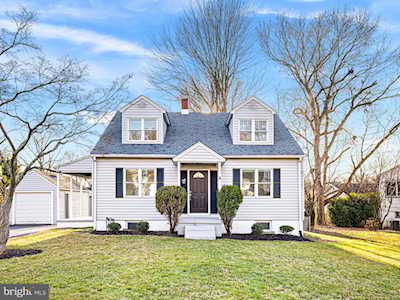 12 W Clearview Ave Wilmington, DE 19809