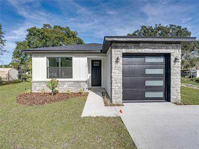 209 Cordova Rd Auburndale, FL 33823